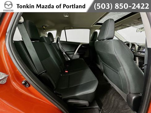 Used 2015 Toyota RAV4 XLE image 26