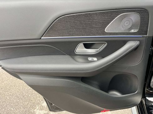 Used 2025 Mercedes-Benz GLE 350 4MATIC image 15