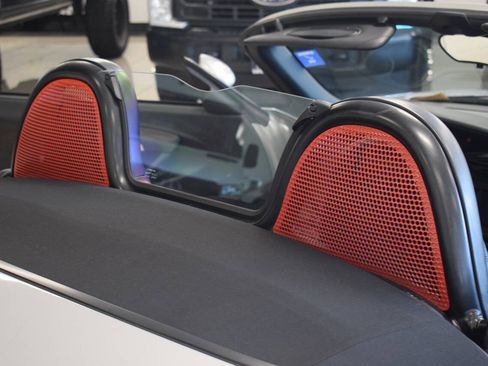 Used 2002 Porsche Boxster RWD image 28
