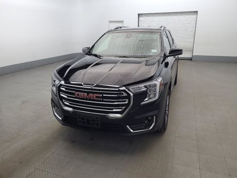 Used 2023 GMC Terrain SLT image 15