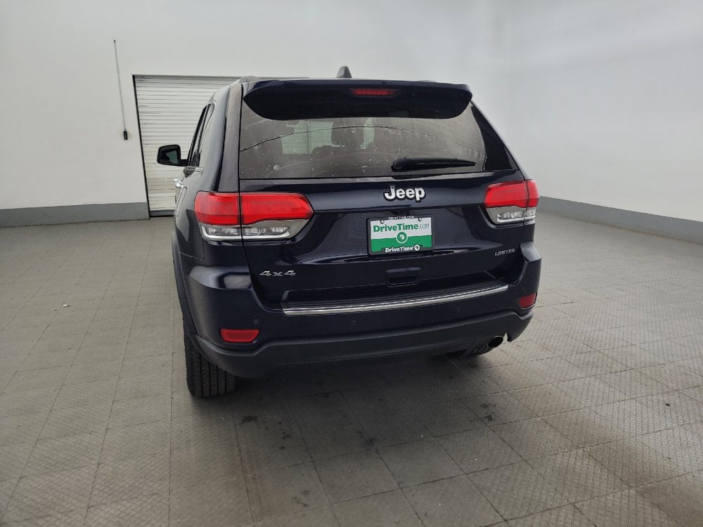 Used 2017 Jeep Grand Cherokee Limited AWD/4WD image 6