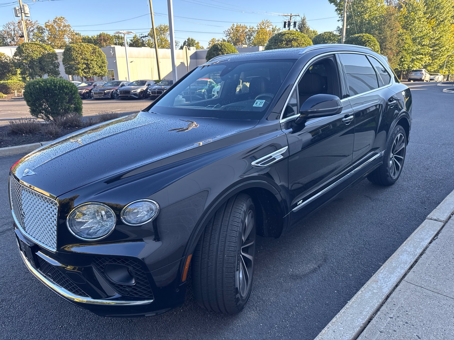 Certified 2022 Bentley Bentayga AWD/4WD image 5