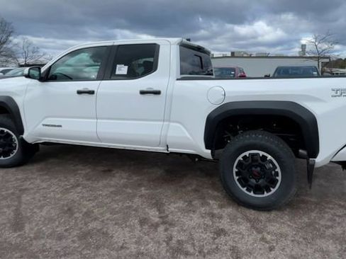 New 2026 Toyota Tacoma TRD Off-Road AWD/4WD image 4