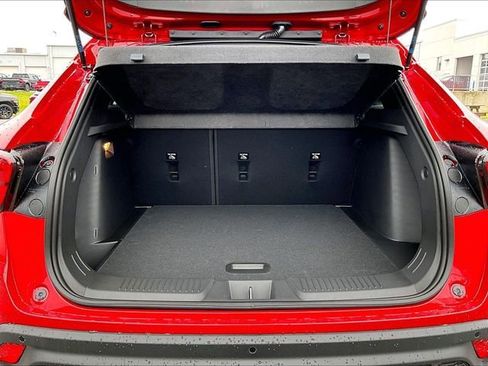 New 2026 Chevrolet Trax RS w/ Sunroof Package FWD image 15