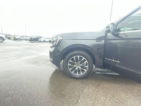 Certified 2025 Ford Expedition Platinum AWD/4WD image 24