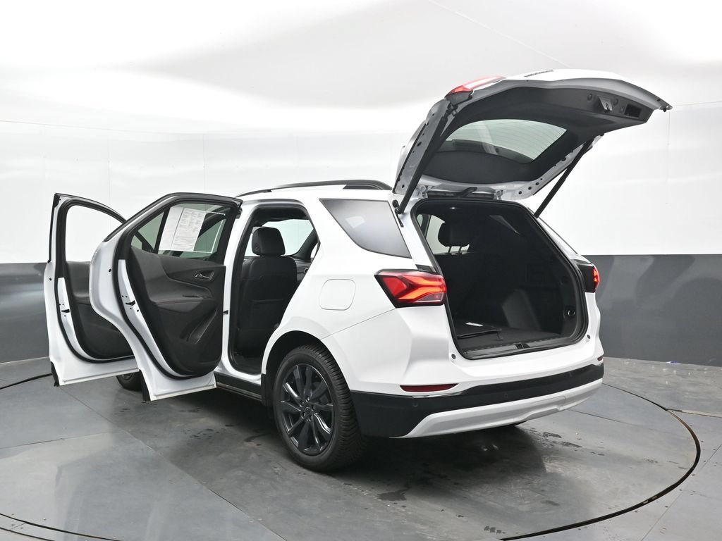 Used 2024 Chevrolet Equinox RS FWD image 47