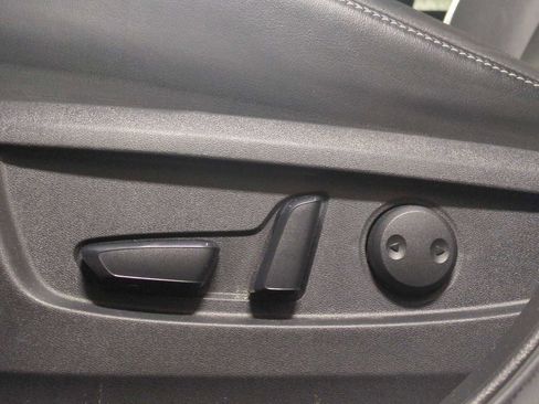 Used 2020 INFINITI QX50 Luxe w/ Navigation Package image 17