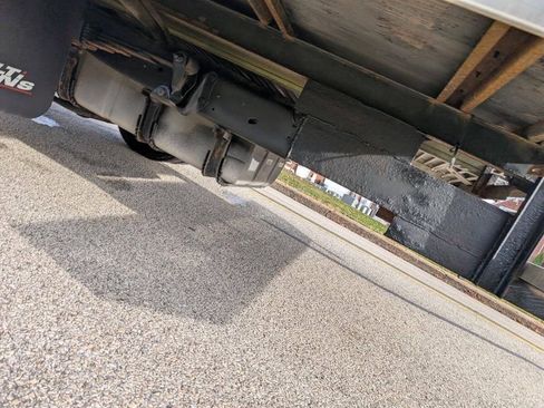 Used 2017 Ford E-450 and Econoline 450 Super Duty RWD image 39