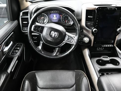 Used 2020 RAM 1500 Laramie AWD/4WD image 5