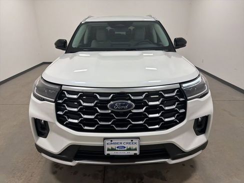 New 2026 Ford Explorer Platinum w/ LUX Leather Package AWD/4WD image 2