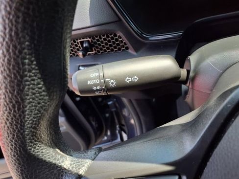 Used 2025 Honda CR-V LX image 11