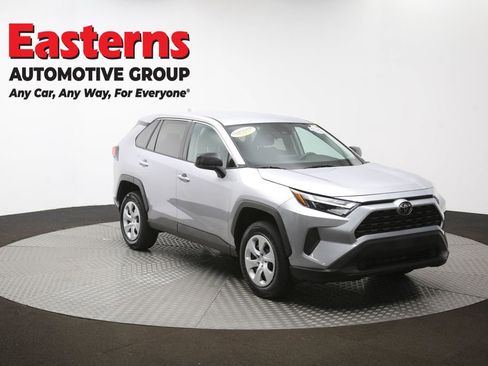 Used 2024 Toyota RAV4 LE image 51
