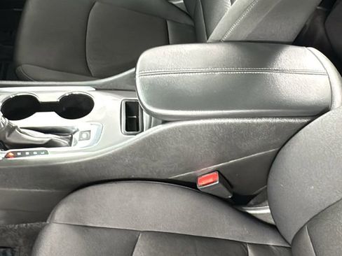 Used 2024 Chevrolet Malibu LT image 30