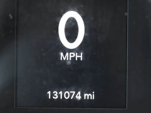 Used 2018 Jeep Wrangler Unlimited Sport image 32