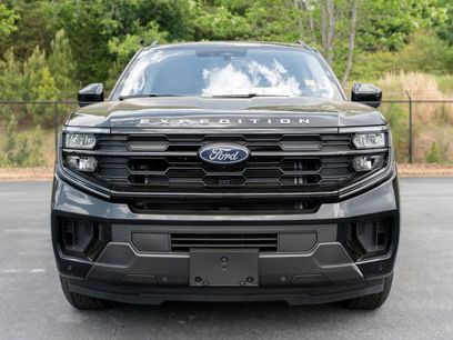 Used 2025 Ford Expedition Active