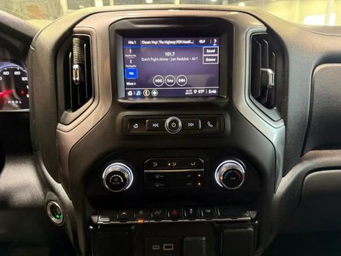 Used 2023 Chevrolet Silverado 1500 Custom RWD image 17
