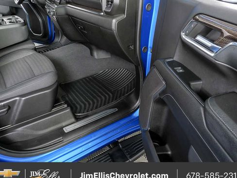 Used 2024 Chevrolet Silverado 1500 RST image 22