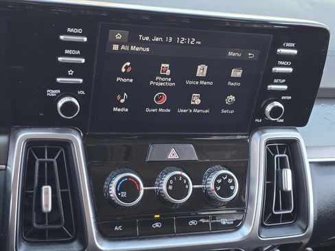 Used 2022 Kia Sorento LX image 16