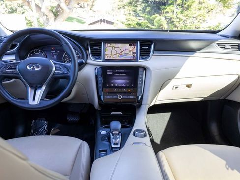 Used 2020 INFINITI QX50 Luxe w/ Navigation Package image 32