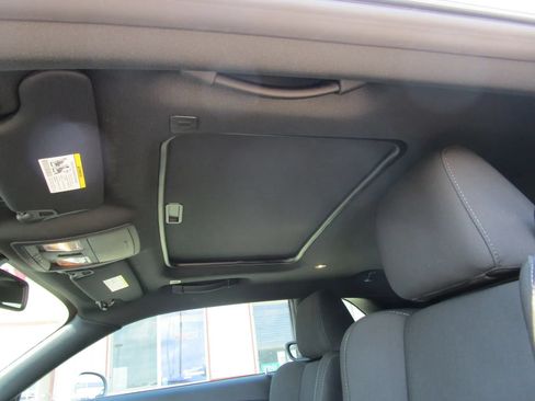 Used 2022 Dodge Challenger R/T RWD image 16