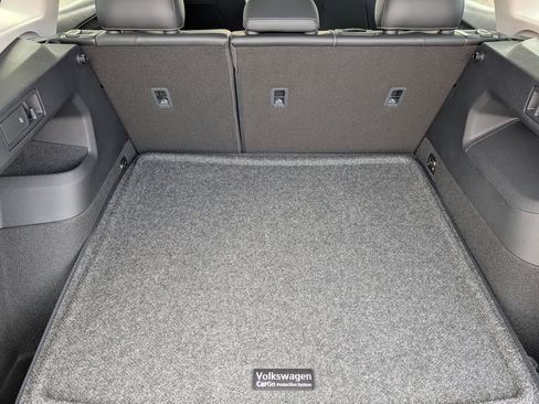New 2026 Volkswagen Tiguan SE AWD/4WD image 4