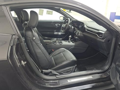 Used 2024 Ford Mustang GT Premium RWD image 7