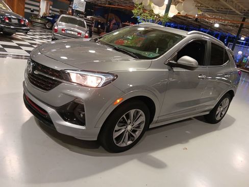 Used 2023 Buick Encore GX Select w/ Sport Touring Package FWD image 8