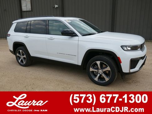 New 2026 Jeep Grand Cherokee L Limited w/ Trailer Tow Package AWD/4WD image 1