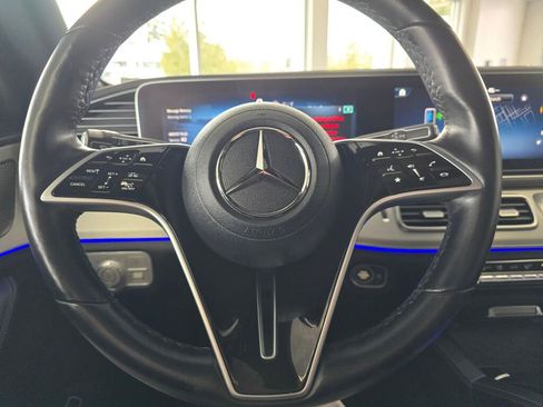 Used 2025 Mercedes-Benz GLE 350 4MATIC image 27