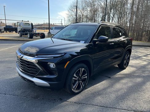 New 2026 Chevrolet TrailBlazer LT w/ LPO, Blackout Package image 6