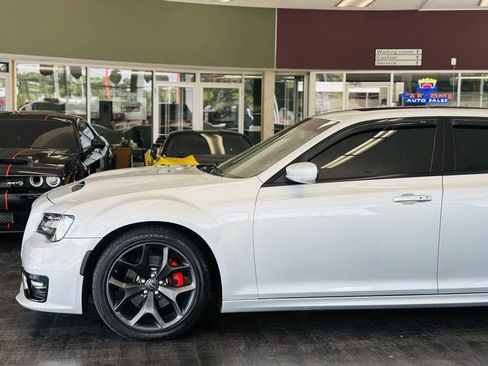 Used 2022 Chrysler 300 S RWD image 14