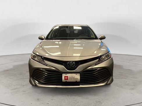 Certified 2020 Toyota Camry XLE image 8