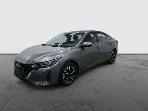 Used 2025 Nissan Sentra SV FWD image 8