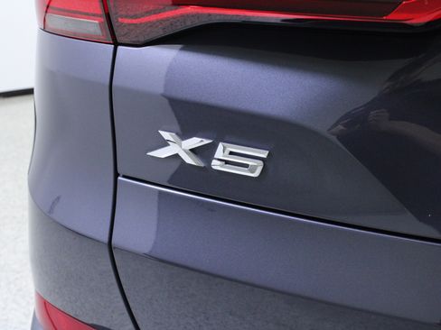 Used 2020 BMW X5 sDrive40i w/ Premium Package image 9