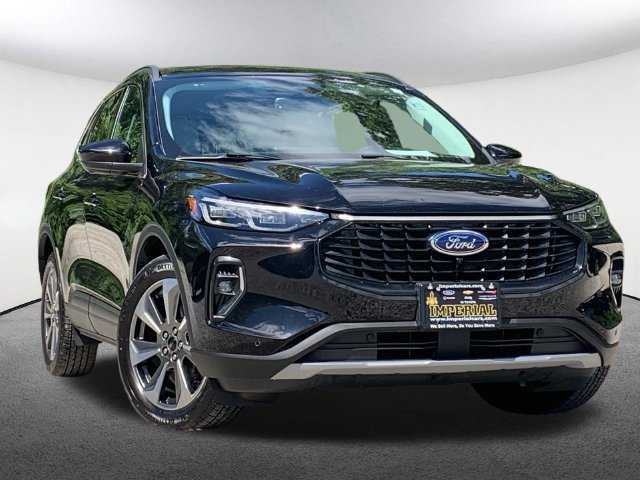 Used 2023 Ford Escape Platinum AWD/4WD image 14