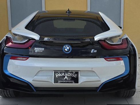 Used 2019 BMW i8 Coupe AWD/4WD image 9