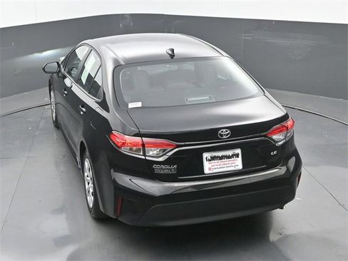 Used 2026 Toyota Corolla LE image 28
