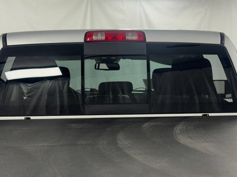 Used 2014 RAM 2500 SLT AWD/4WD image 16