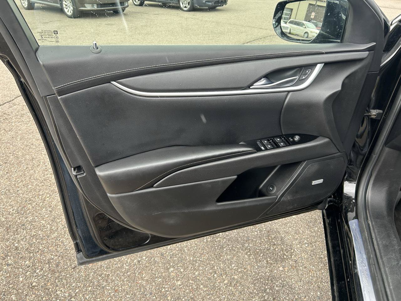 Used 2018 Cadillac XTS FWD image 14
