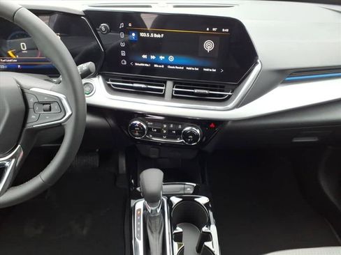 New 2026 Chevrolet Trax LT w/ Driver Confidence Package FWD image 23