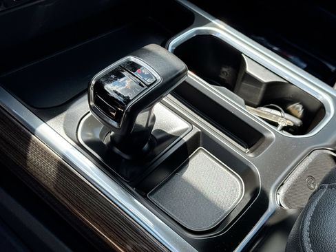 Used 2022 Chevrolet Silverado 1500 LT Trail Boss w/ LT Trail Boss Premium Package AWD/4WD image 20