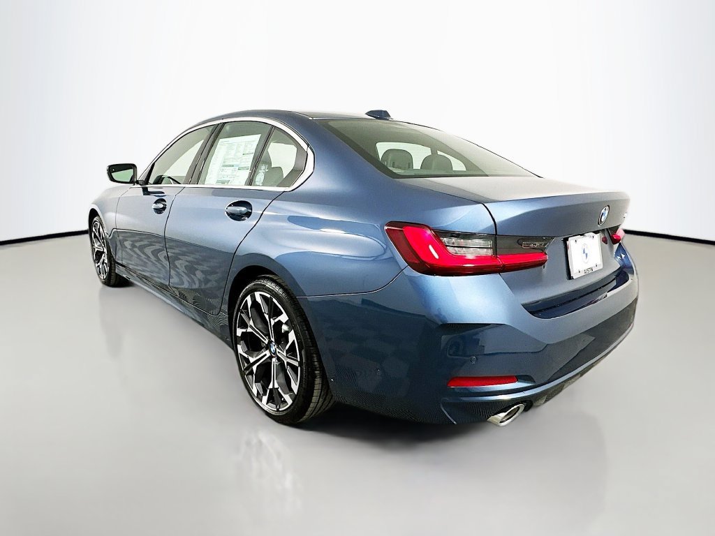 Used 2026 BMW 330i Sedan w/ Premium Package RWD image 7