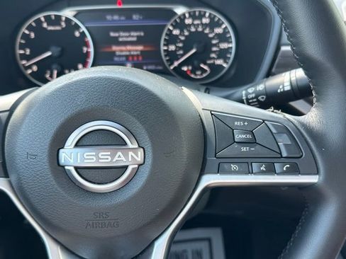 Used 2023 Nissan Altima 2.5 SV image 22