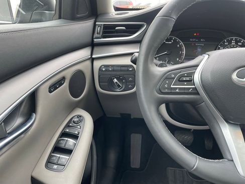 Used 2023 INFINITI QX50 Luxe FWD image 14