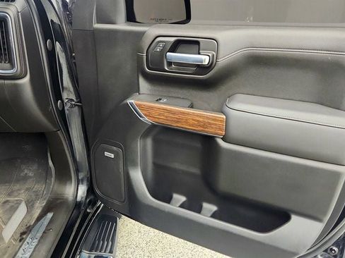 Used 2021 Chevrolet Silverado 1500 High Country w/ Technology Package AWD/4WD image 26