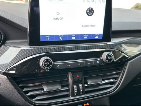 Certified 2024 Ford Escape ST-Line w/ Cold Weather Package image 28