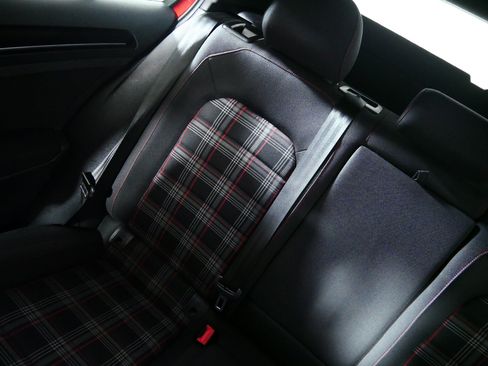 Used 2015 Volkswagen GTI S FWD image 12