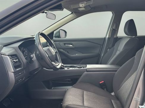 Used 2025 Nissan Rogue SV AWD/4WD image 20