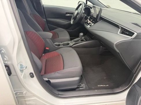 Used 2026 Toyota Corolla SE FWD image 16