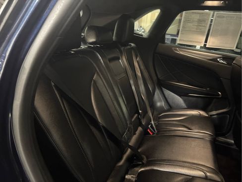 Used 2017 Lincoln MKC Premiere image 41